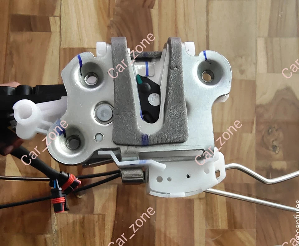 OEM Latch Front Door Rh With Remote RHD For Mahindra Scorpio 0114DAG01771N