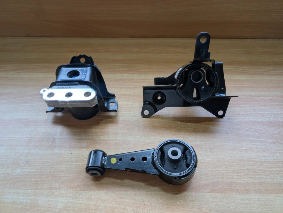 New Genuine Engine Mount Set Suzuki Ertiga Automatic Transmission 2018-2022 11610-73R01-000, 11620-73R11-000, 11941-73R10-000