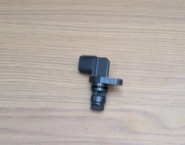 New Genuine Cam Position Sensor For Suzuki Part Number 33220M67L00
