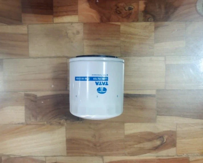 New Genuine Oil Filter For Tata 278918130104