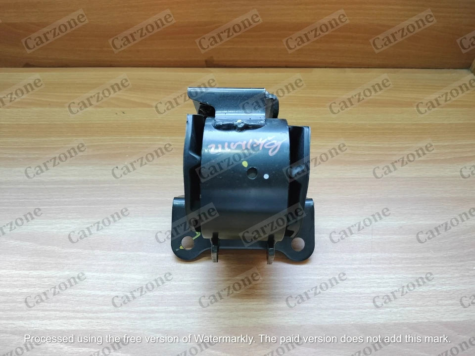 New Genuine Engine Mount Left For Suzuki Celerio 2008-2013 11620M68K03