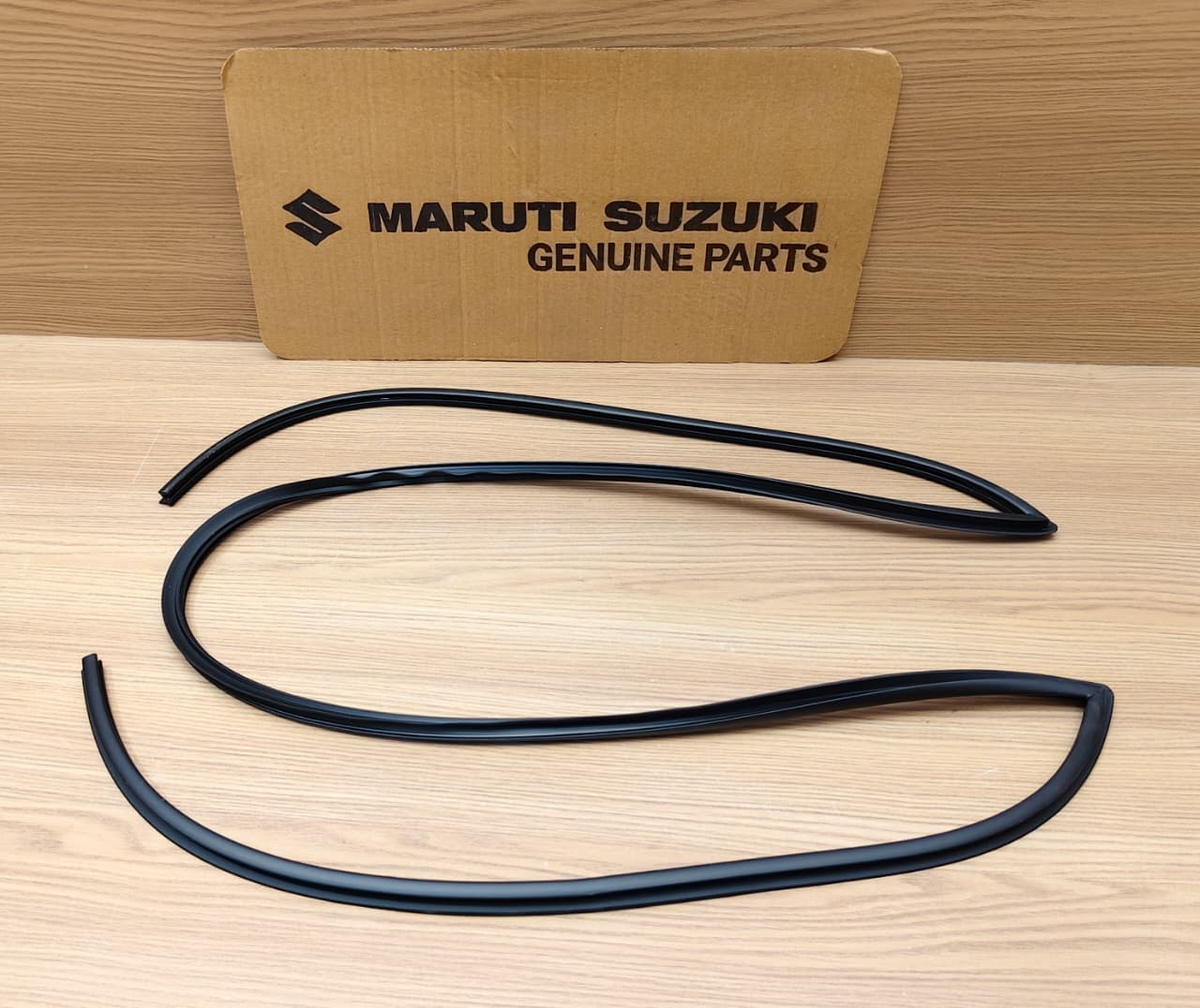 FRONT Windshield Molding Suzuki Swift 2018-2024 Part number 84611M55R01