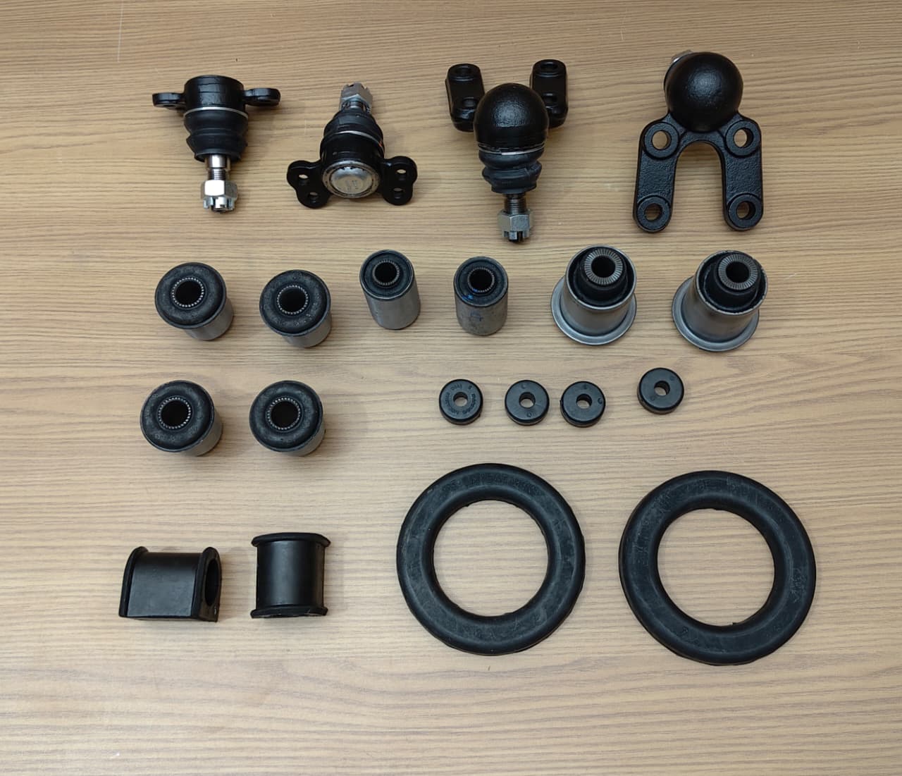 Front Bushing & Ball Joint Kit For Mahindra Scorpio Pickup 2.5L Genuine 0401BA1040N 0401BAA0002KT