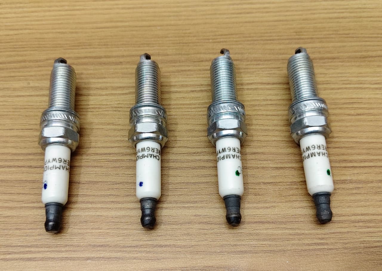 Genuine Spark Plug Set Mahindra XUV 700 Petrol 0308CAW00161N