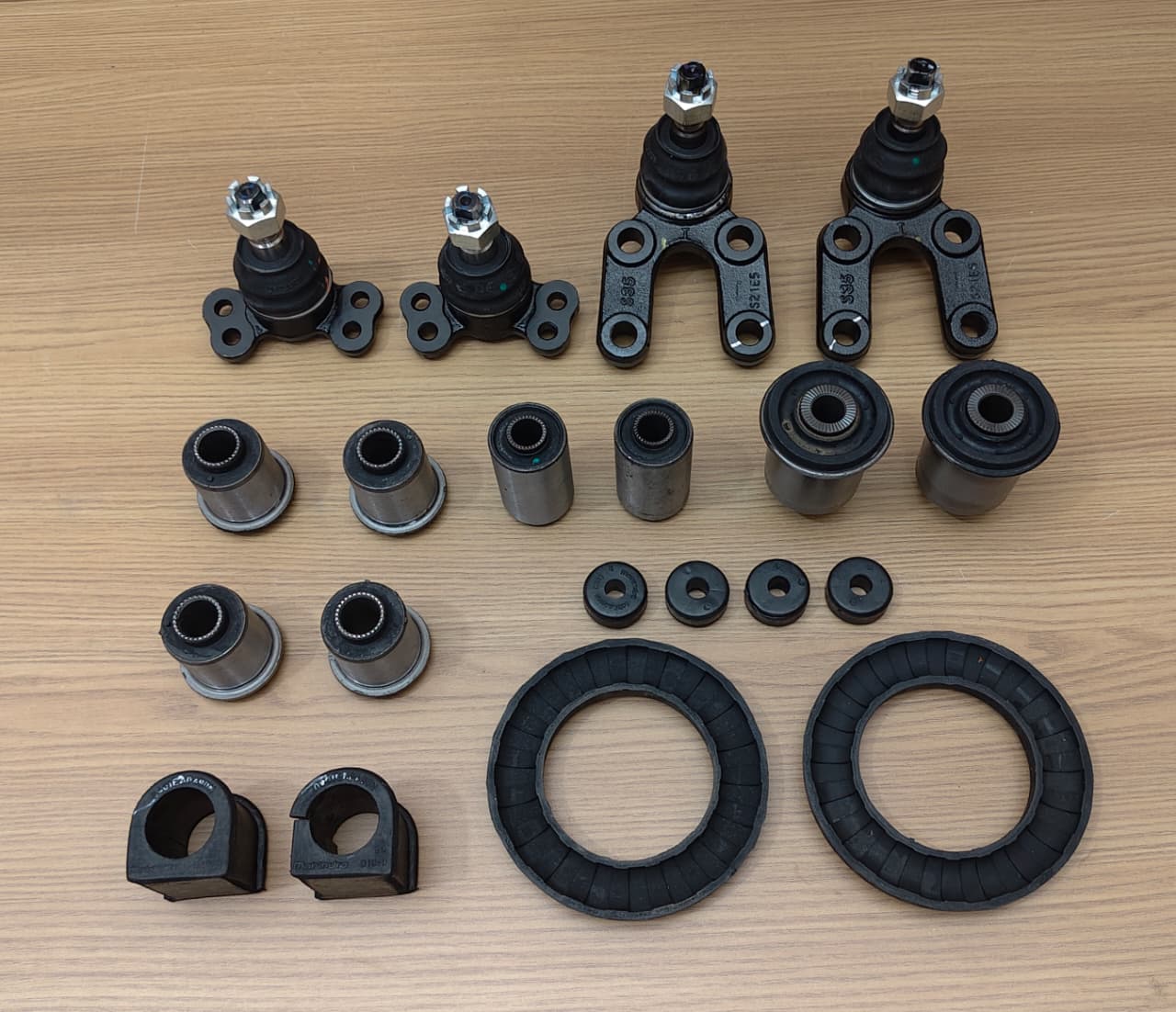 Front Bushing & Ball Joint Kit For Mahindra Scorpio Pickup 2.5L Genuine 0401BA1040N 0401BAA0002KT