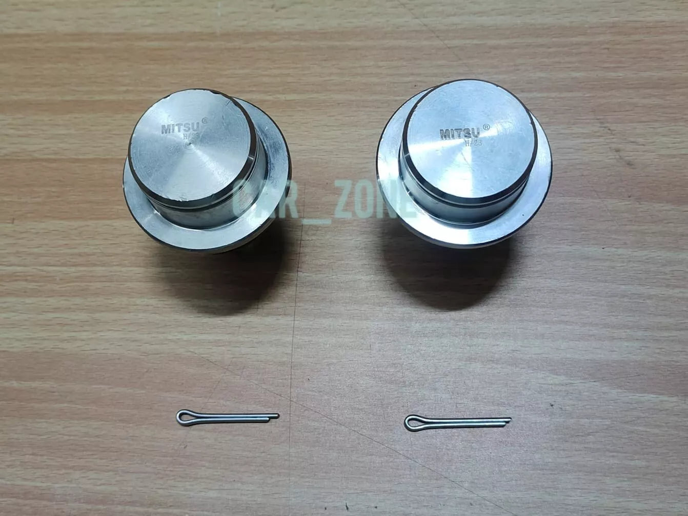 Upper Ball Joint For Mahindra Bolero Left & Right