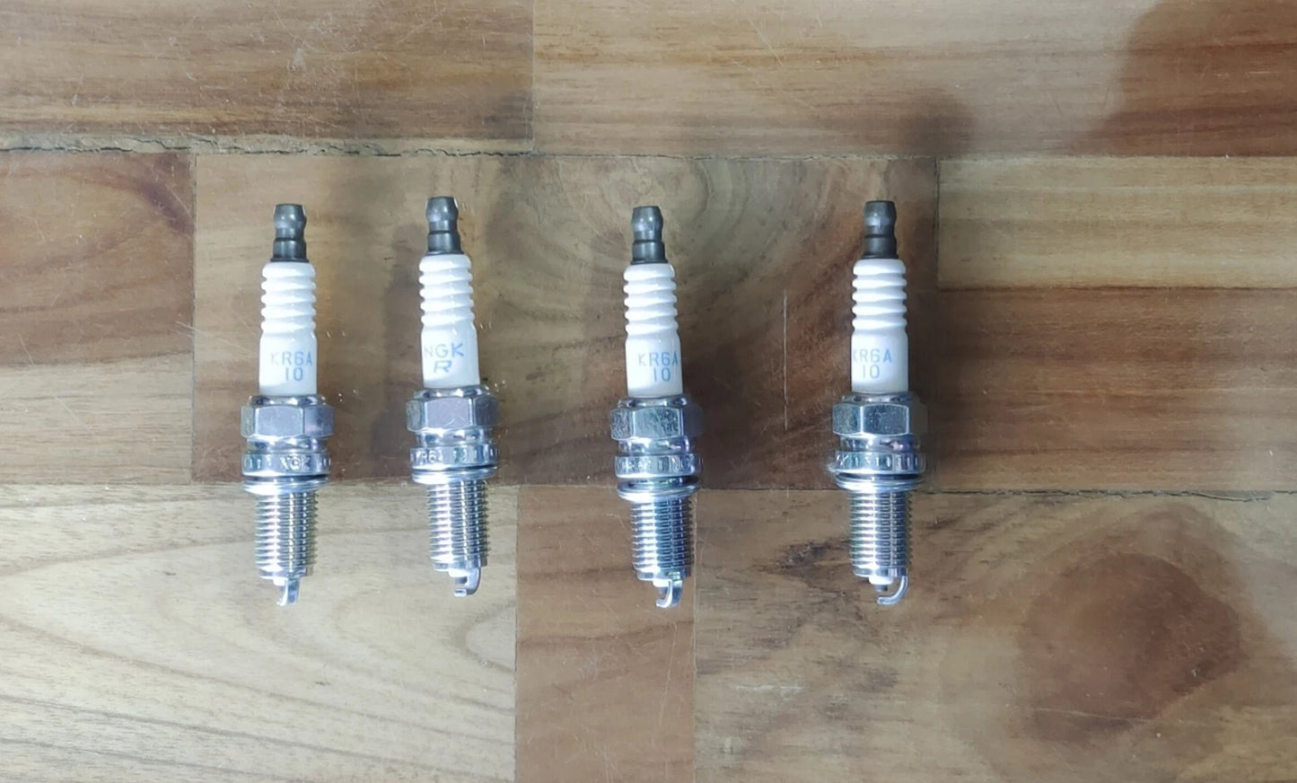 Genuine OEM Spark Plug Set For Suzuki XL7 1.5L 2019-2022