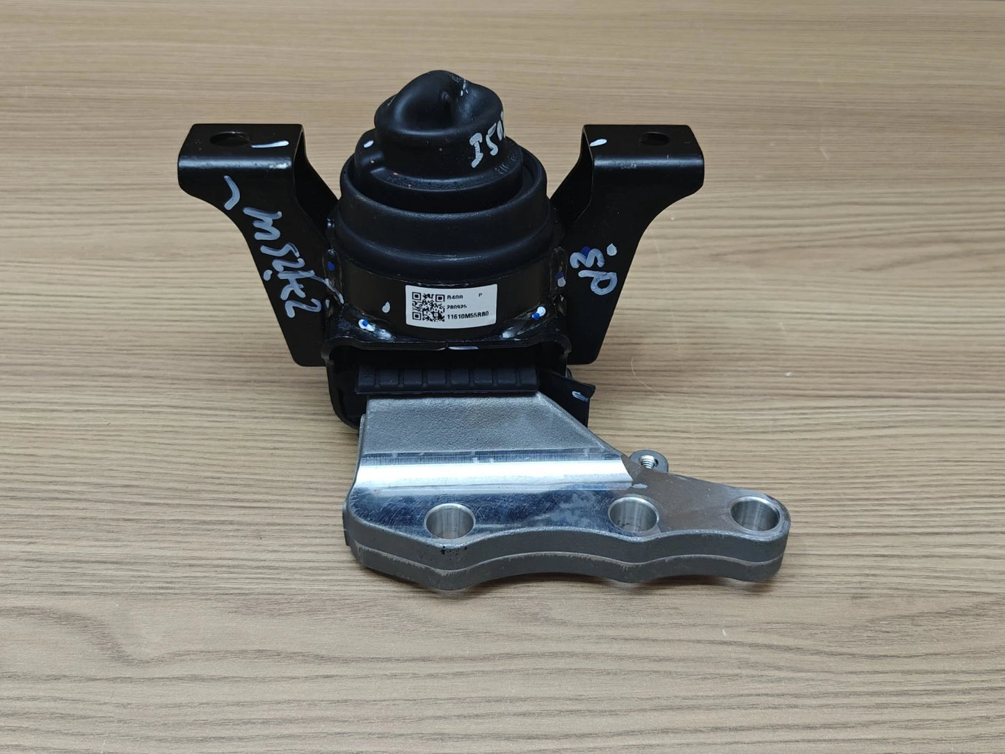 Engine Mount Right Side Part Number 11610M55RB0