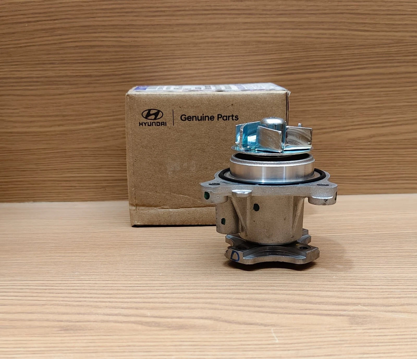 Hyundai Coolent Water pump Genuine Part Number 25100-03020