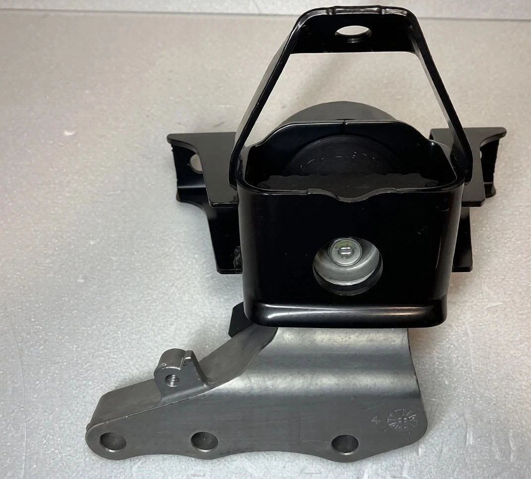 NEW 11610-52R51 GENUINE MARUTI SUZUKI ENGINE MOUNT