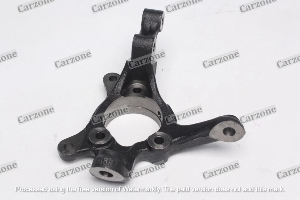 Muñón de dirección derecho nuevo y genuino 45111M68P00-000