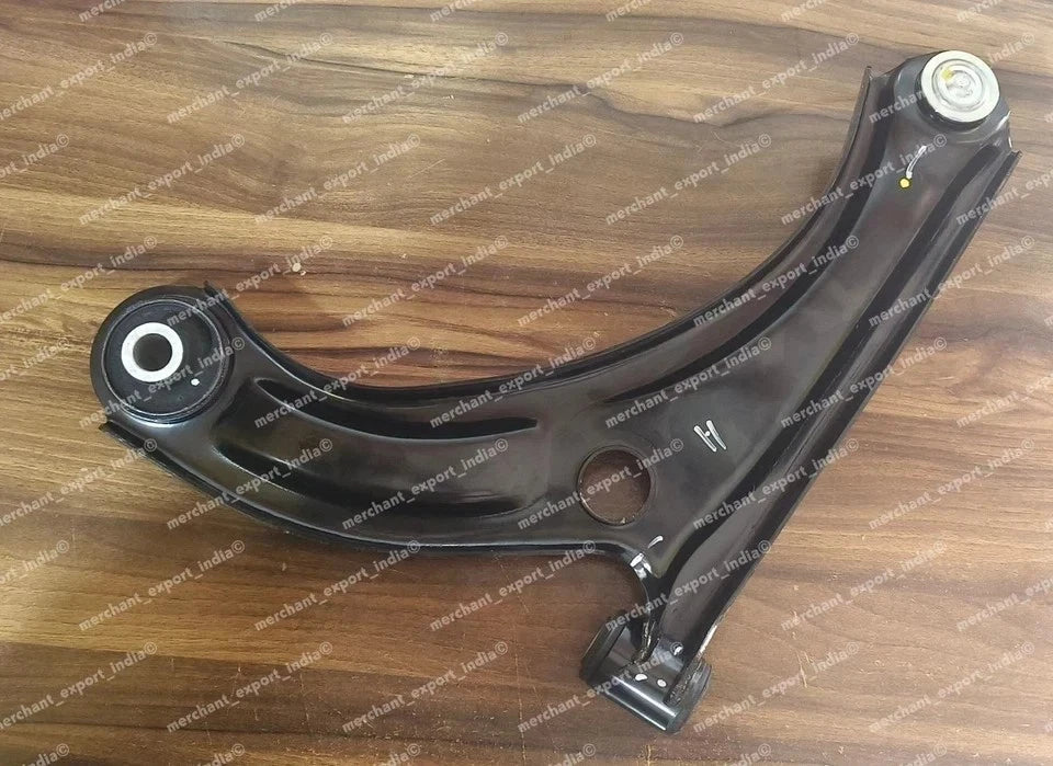 Gruppo braccio comando anteriore originale OEM destro adapto for Suzuki...45201m68p00