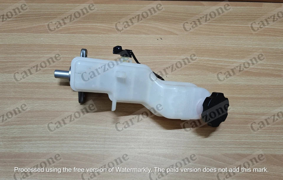 New Genuine Master Cylinder Brakes For Hyundai 58510-0X930