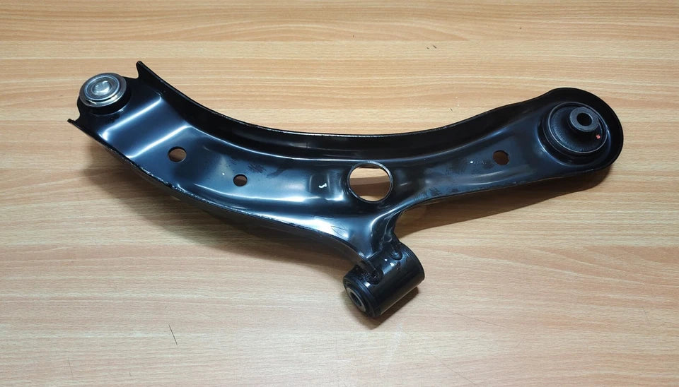 Neuer originaler Querlenker vorne links unten für Suzuki Swift 1.2L 1.3L 2011-2017 45202m74l20