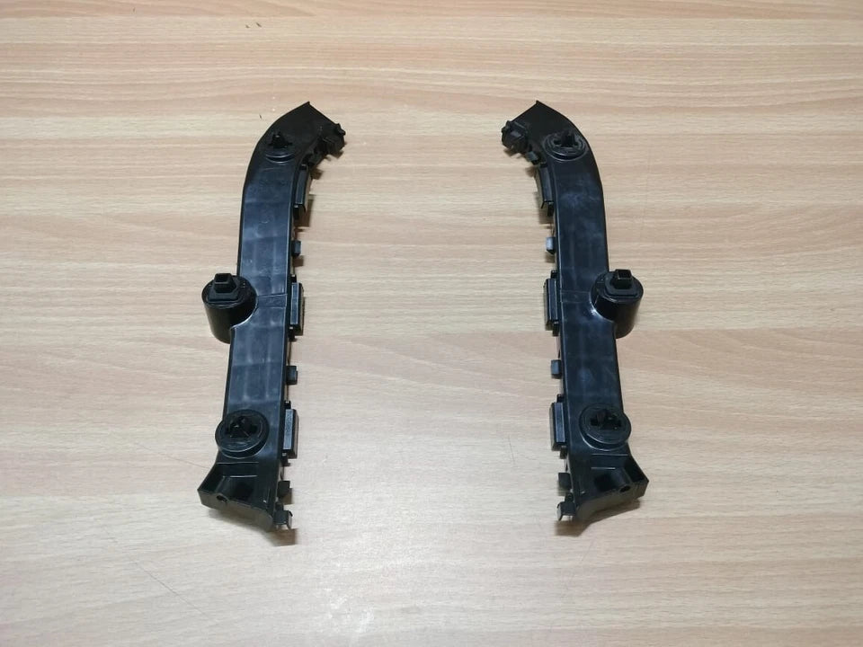 Par de soportes de parachoques trasero originales nuevos para Suzuki Ignis 2016-2024