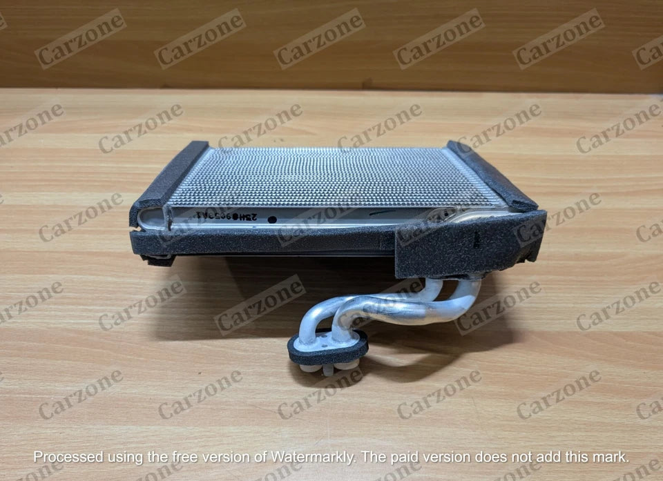 New Genuine A/C AC Evaporator Part Number 95411M68P20-000