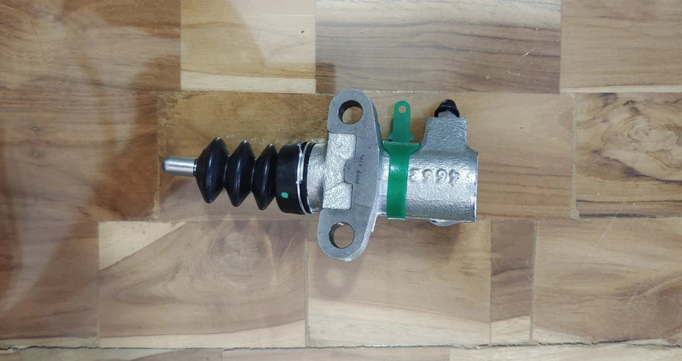 Clutch Slave Cylinder For Mahindra 0802AA0280N