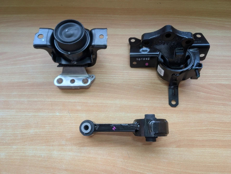 New Genuine Engine Mount Set Suzuki Ertiga 1.5L Automatic Transmission 2018-2022 11610-73R01-000, 11620-73R11-000, 11941-73R10-000
