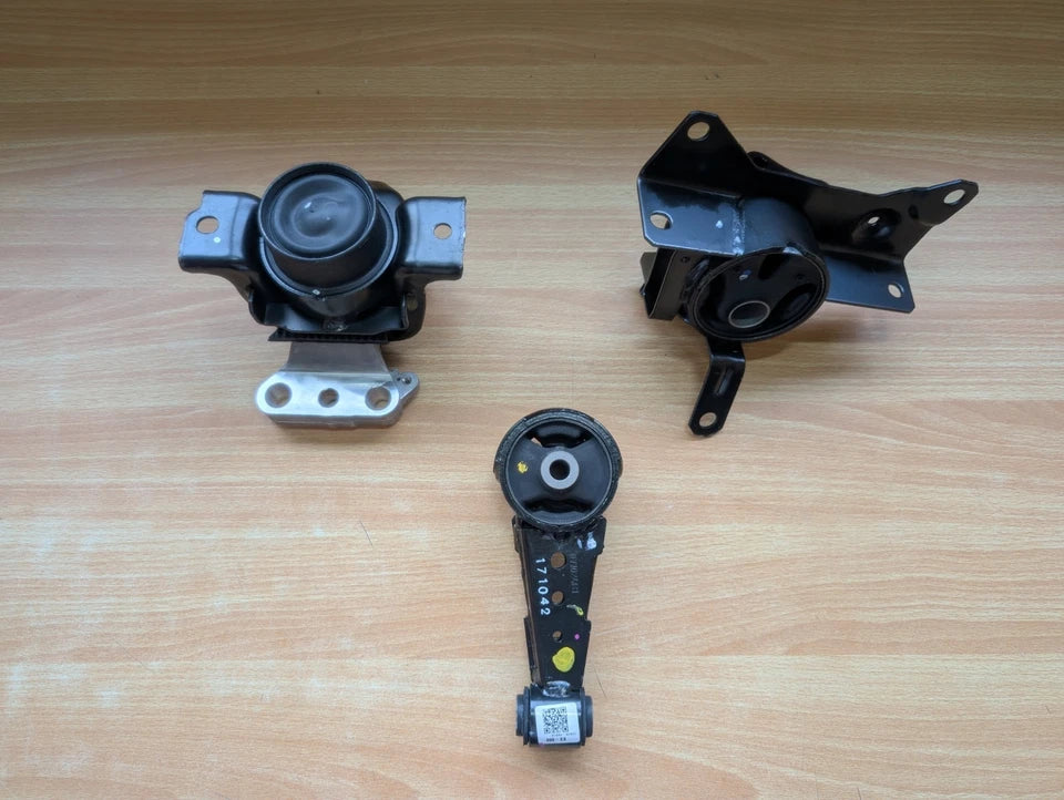 New Genuine Engine Mount Set Suzuki Ertiga 1.5L Automatic Transmission 2018-2022 11610-73R01-000, 11620-73R11-000, 11941-73R10-000