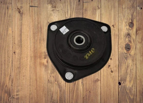 TOP STRUT MOUNT INSULATOR 0401EBC00481N