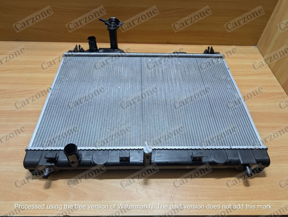 New Genuine Coolant Radiator Maruti Suzuki Part Number 17700M68P00 Oem