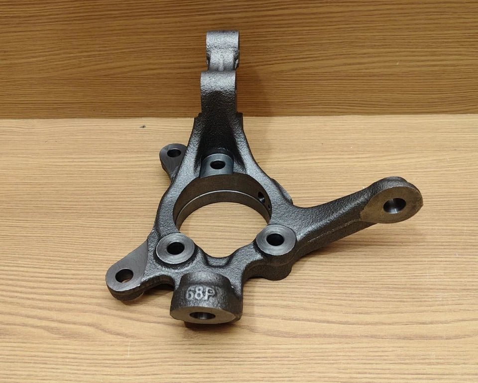 GENUINE KNUCKLE STEERING RIGHT SIDE PART NUMBER 45111M68PB0