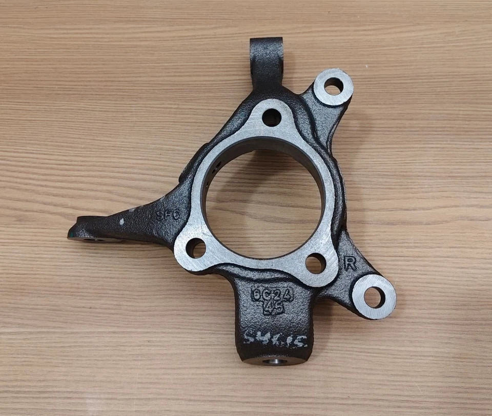 GENUINE KNUCKLE STEERING RIGHT SIDE PART NUMBER 45111M68PB0