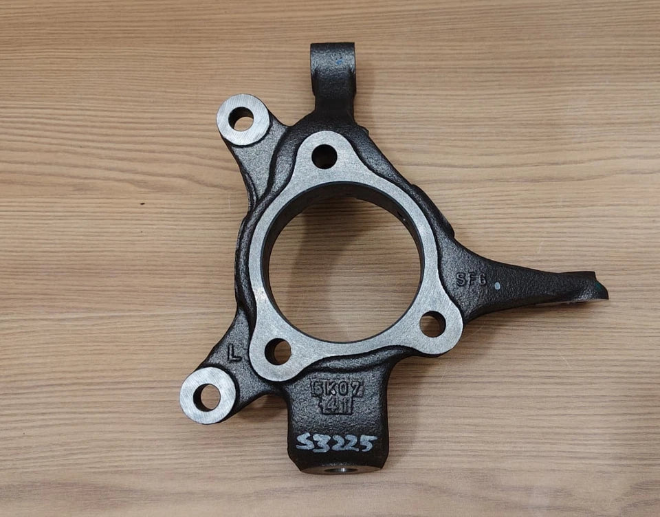 KNUCKLE STEERING LEFT PART NUMBER 45151M68PB0 OEM