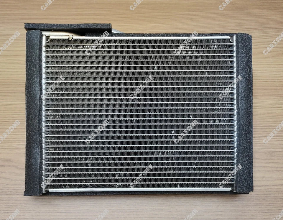 GENUINE EVAPORATOR ASSEMBLY 95411M68P21